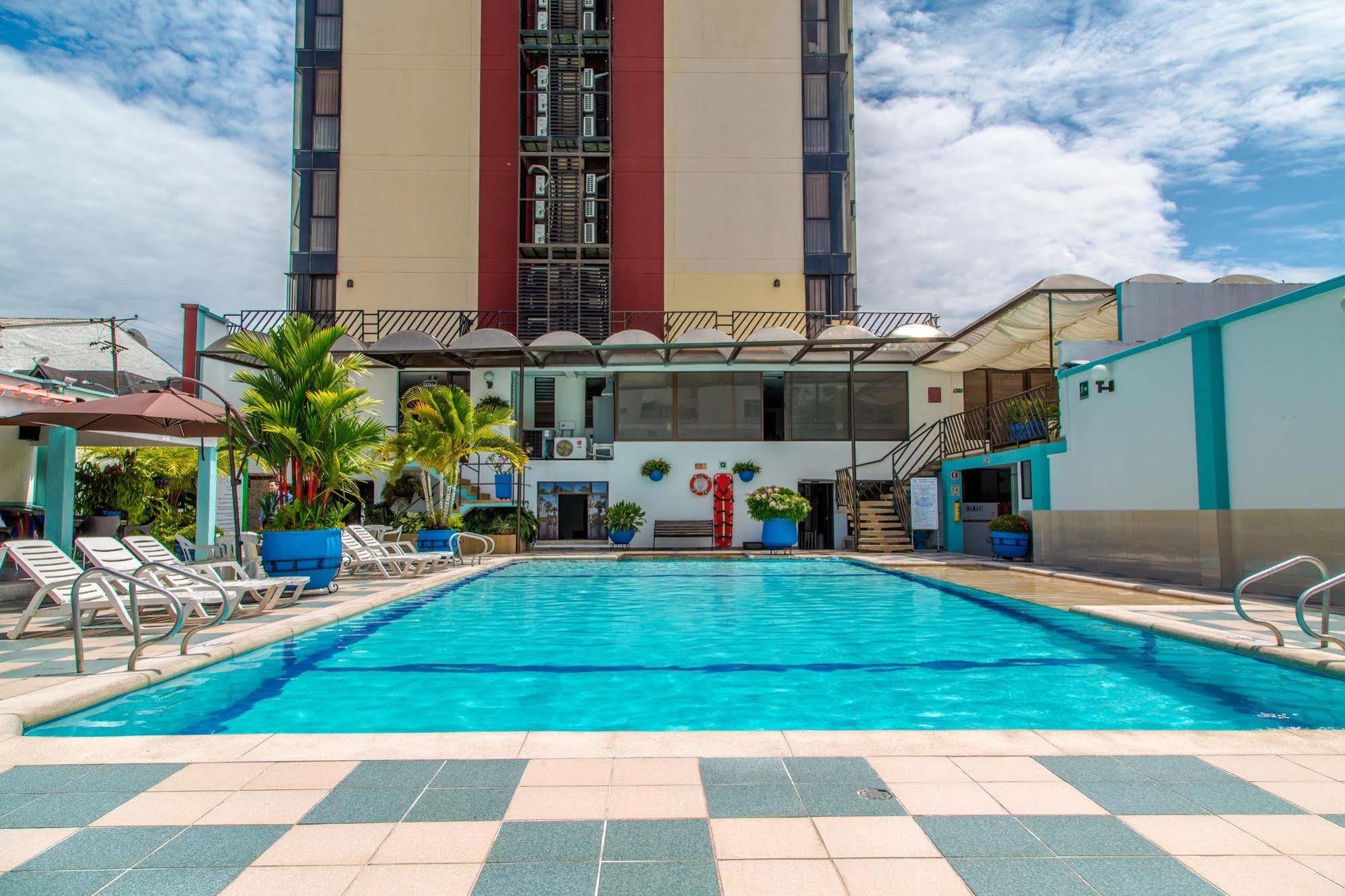 Don Lolo Hotel 3*